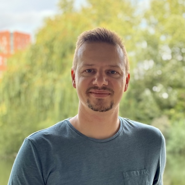 Florian Herrengt .